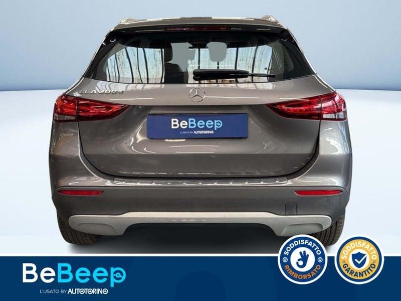 Mercedes-Benz GLA 200 D BUSINESS AUTO