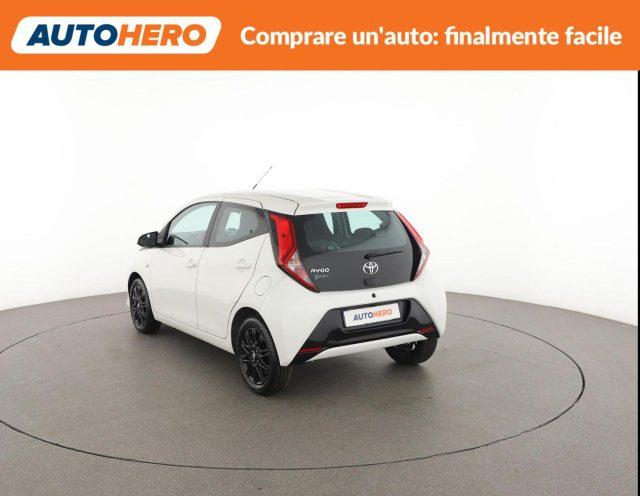 TOYOTA Aygo Connect 1.0 VVT-i 72 CV 5 porte x-play MMT