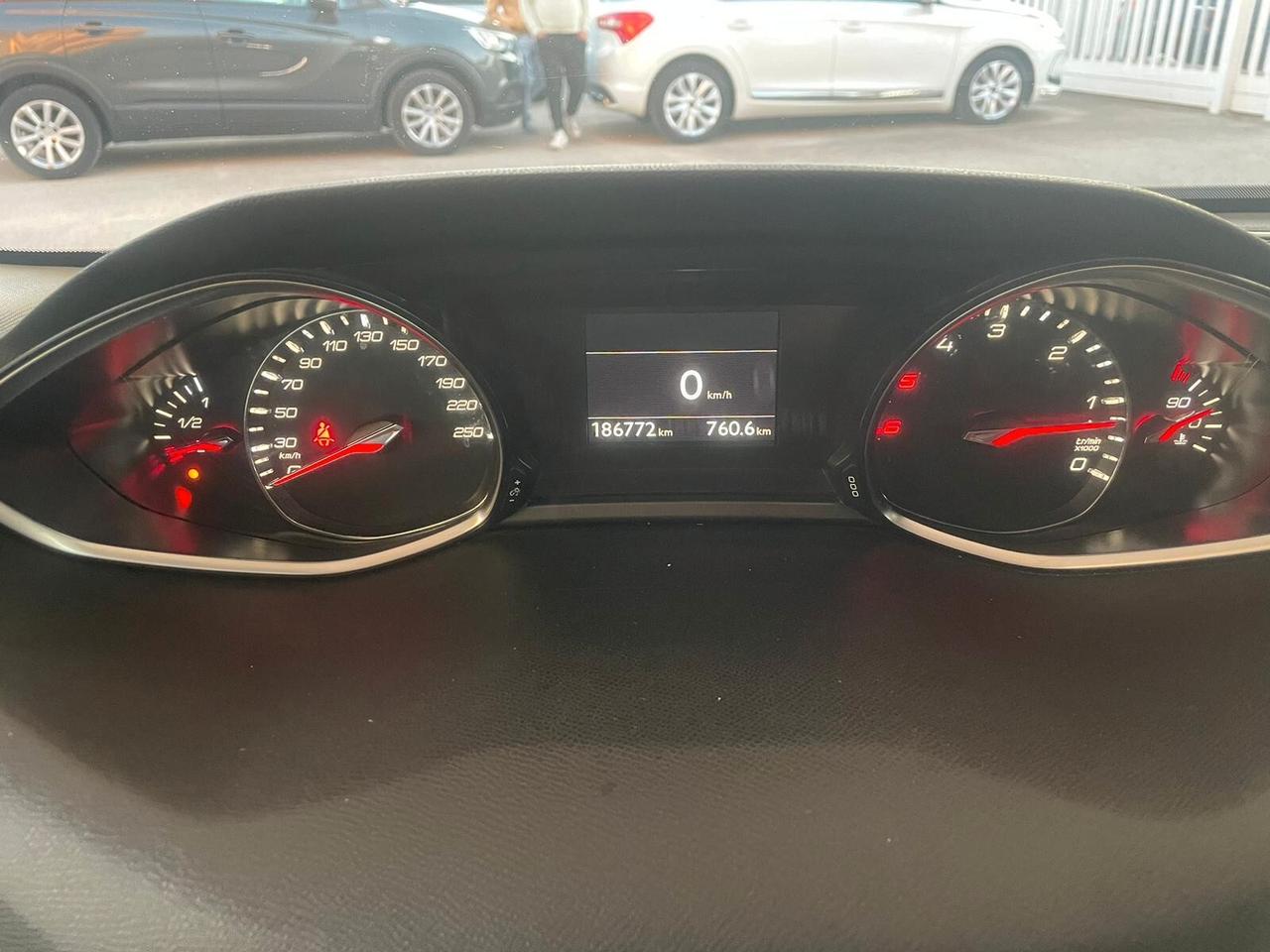 Peugeot 308 BlueHDi 120 S&S Allure