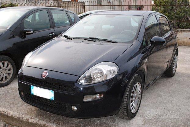 Fiat Punto street