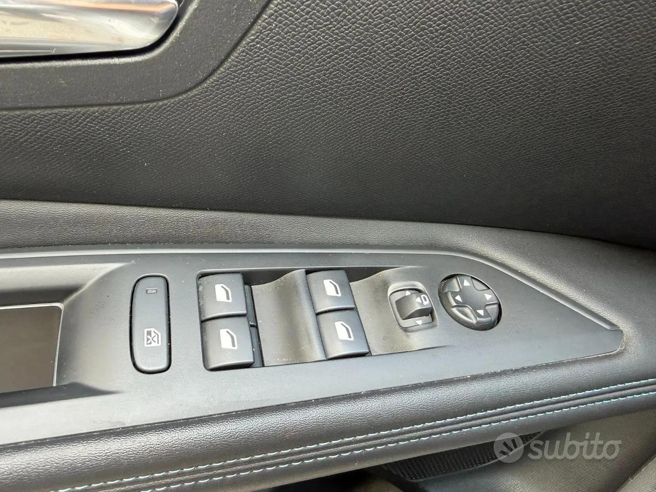 Peugeot 3008 1.5 BlueHDI 130cv Allure IVA ESPOSTA