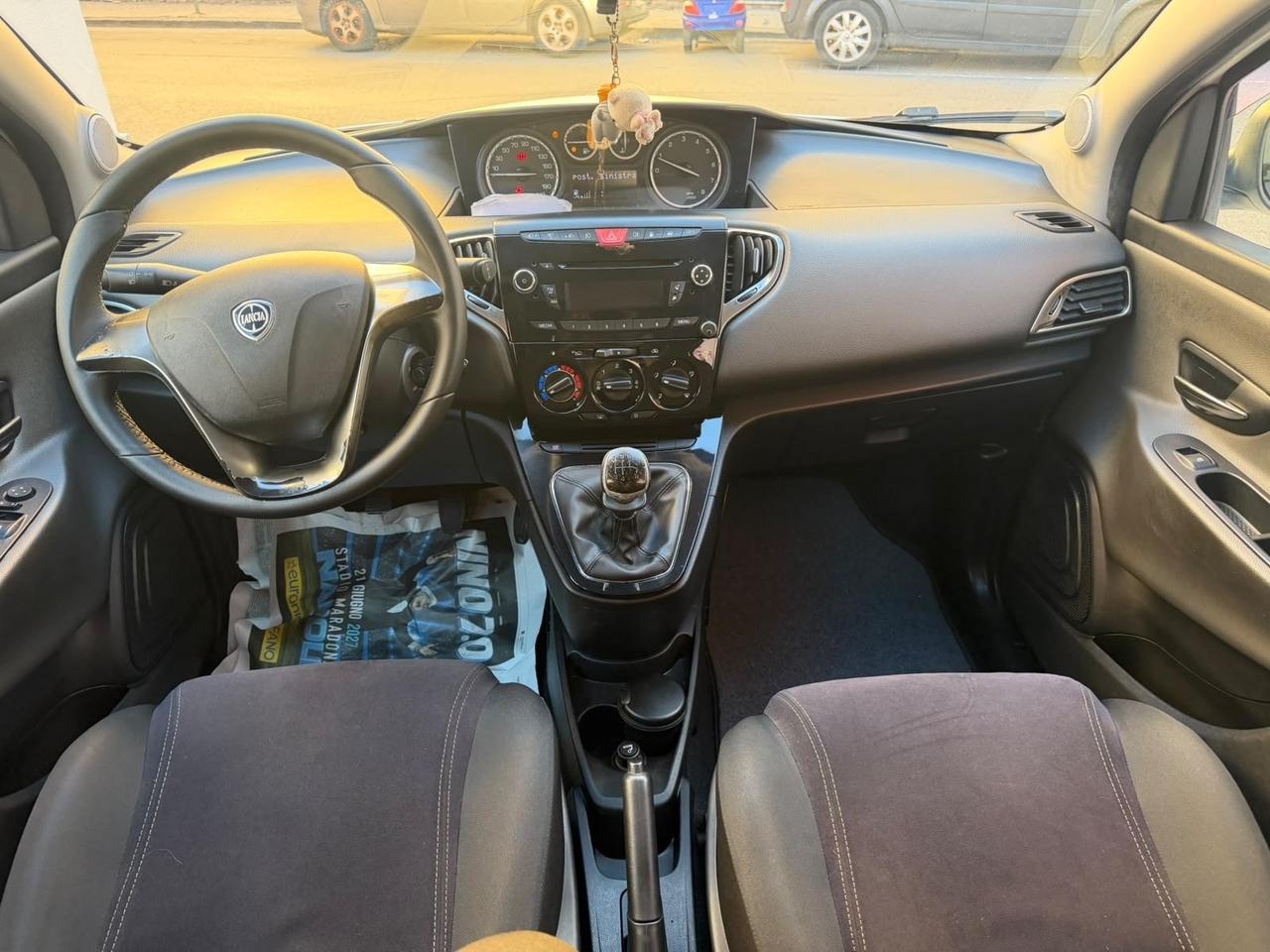 Lancia Ypsilon 1.2 69 CV 5 porte GPL Ecochic Platinum