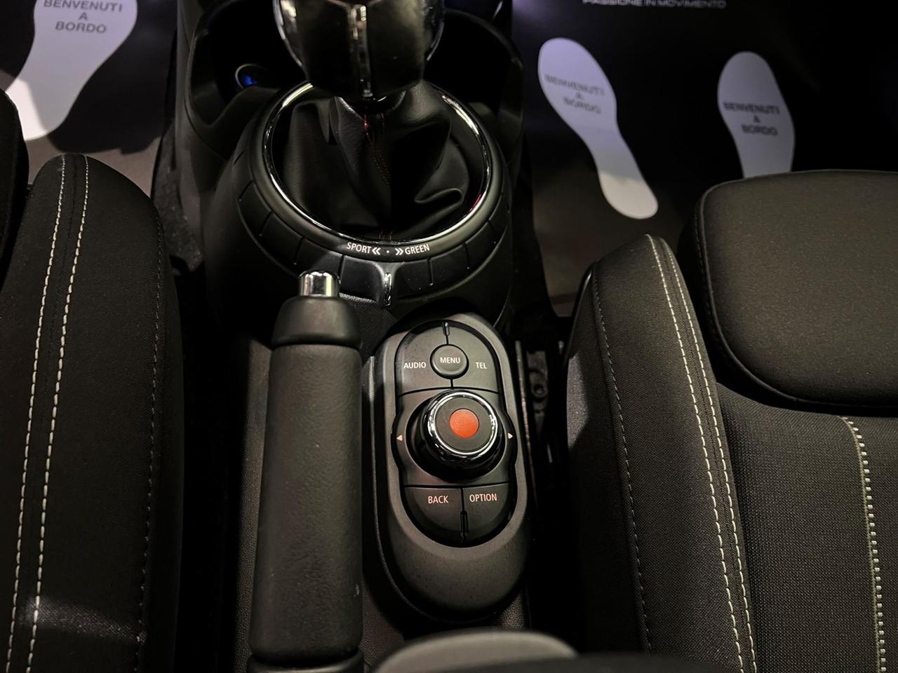 MINI Mini IV F55-F56 2014 1.2 One 102 CV Boost 3p