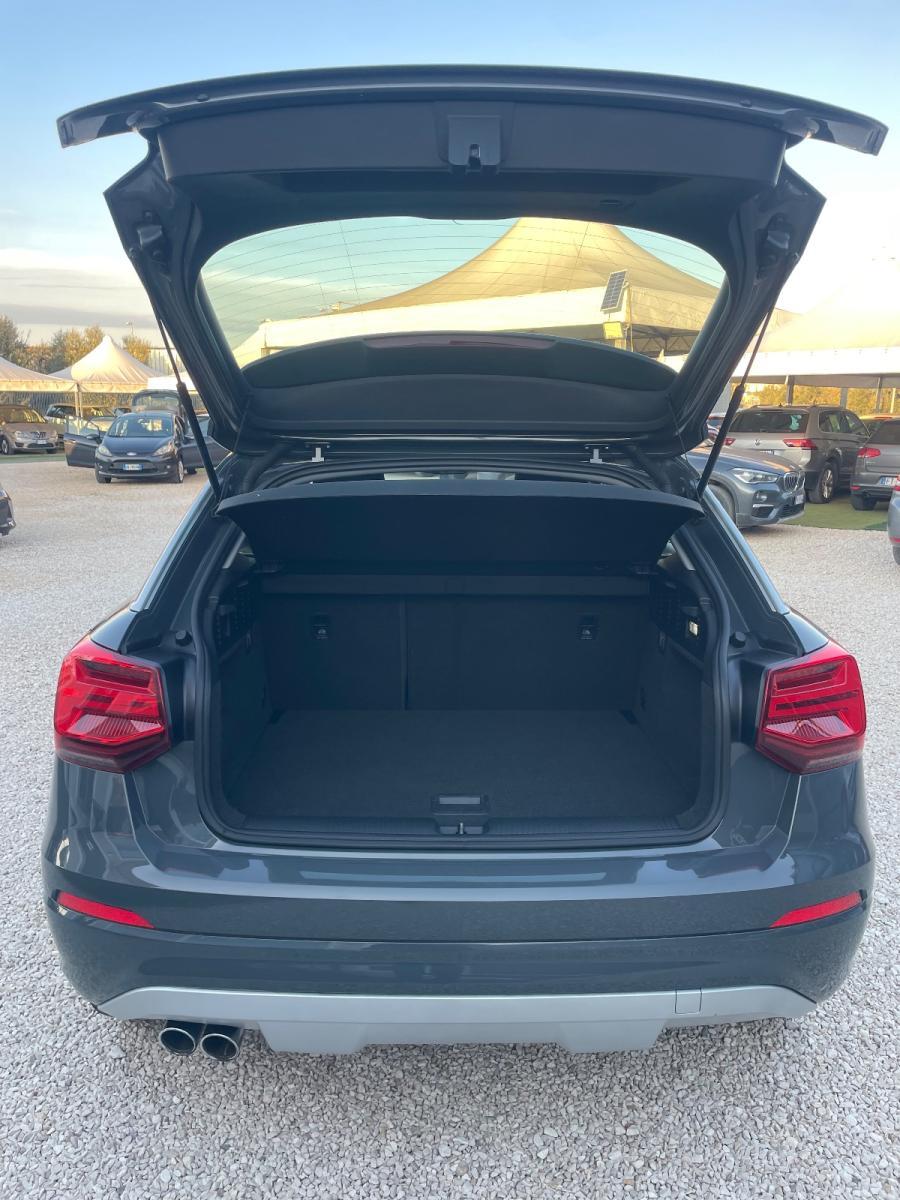 AUDI - Q2 - 2.0 TDI quattro S tronic Sport