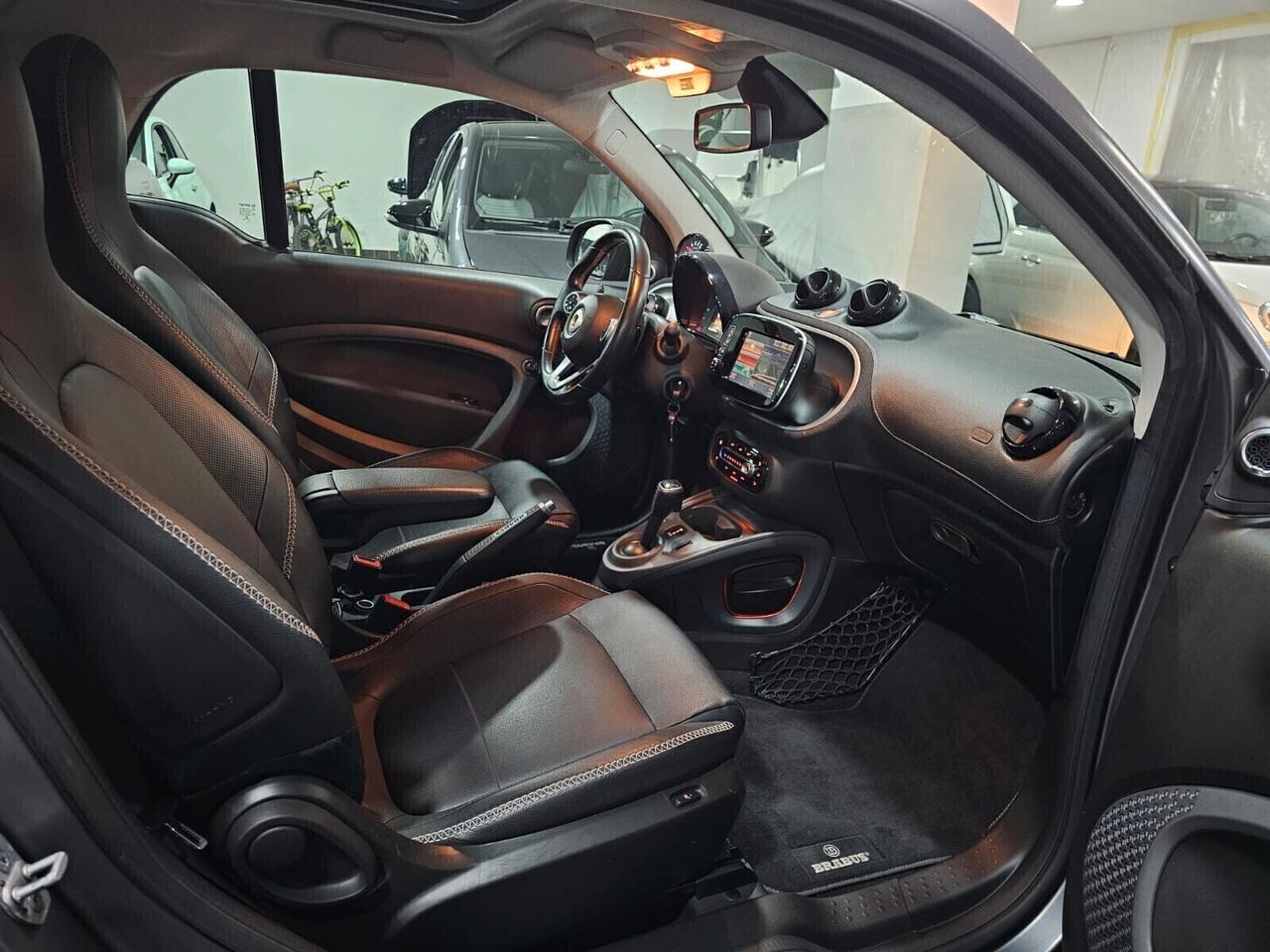 NUOVA SMART FORTWO BRABUS EXCLUSIVE EDITION 0.9 BENZ 109CV TWINAMIC