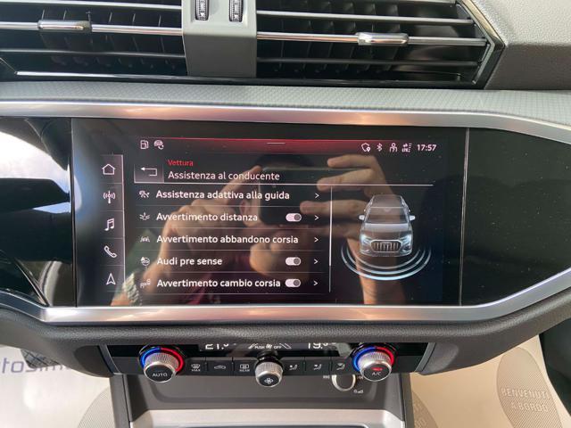 AUDI Q3 35 2.0 TDI S tronic Business Advanced COCKPIT