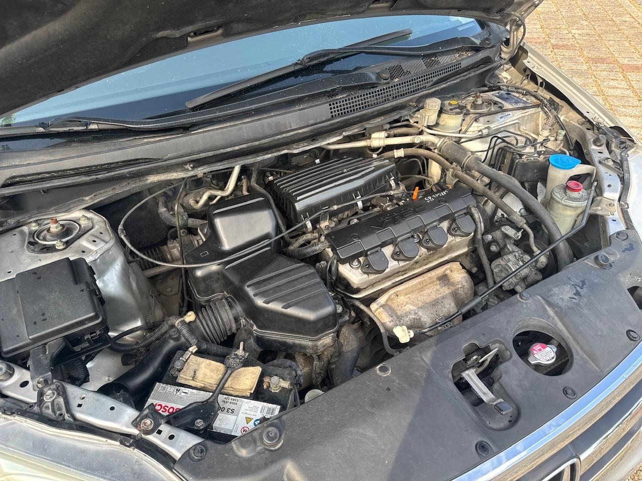 Honda FR-V 2.0 16V i-VTEC Executive LH