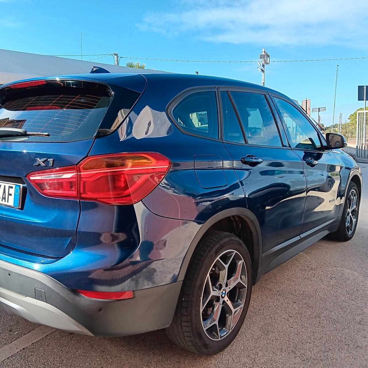Bmw X1 sDrive18d Advantage-2016