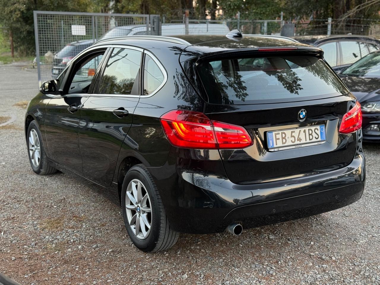 Bmw 2er Active Tourer 218d Advantage