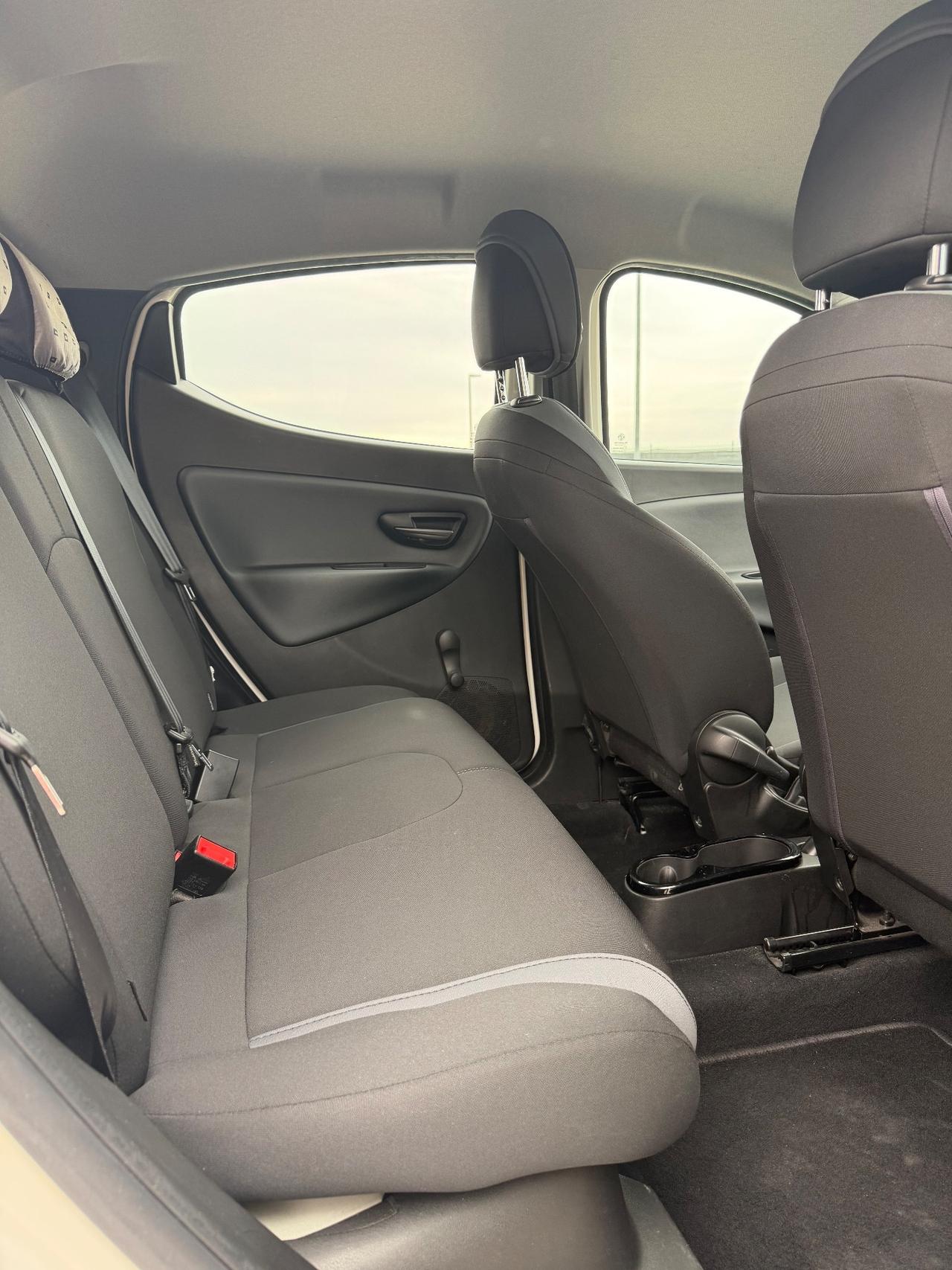 Lancia Ypsilon 1.2 69 CV 5 porte GPL Ecochic Gold