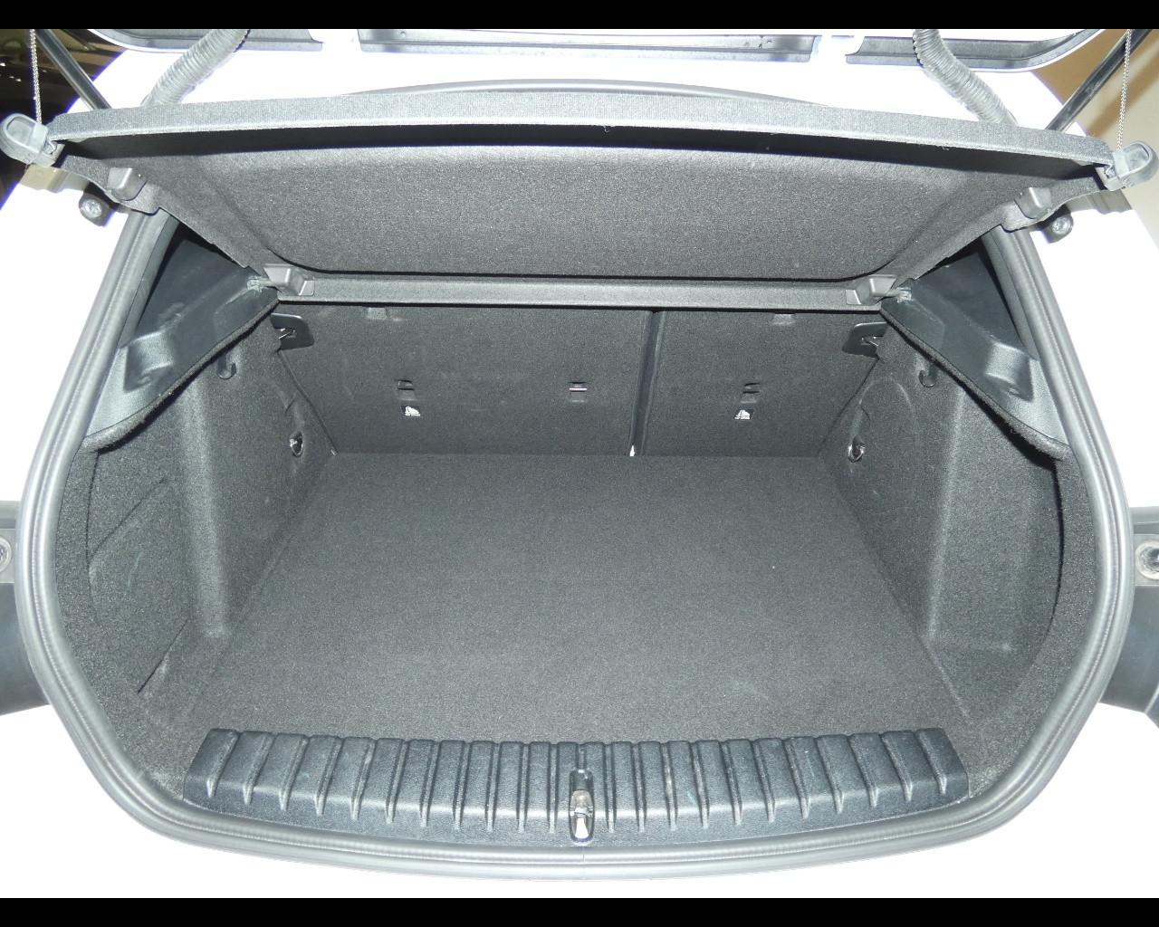 BMW Serie 1 (F40) - 116d 5p. Msport