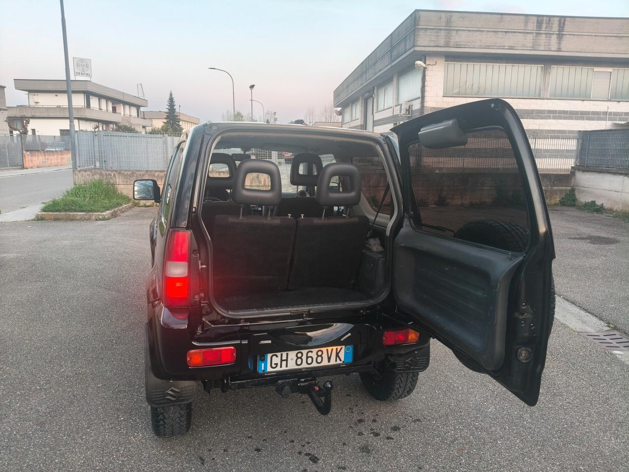 Suzuki Jimny 1.5 DDiS 4WD 06 SOLO 146.000 KM