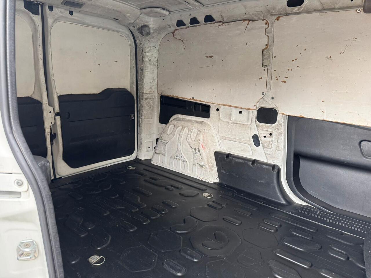 Fiat Doblo 1.6 MJT 105CV Cargo Maxi Lamierato