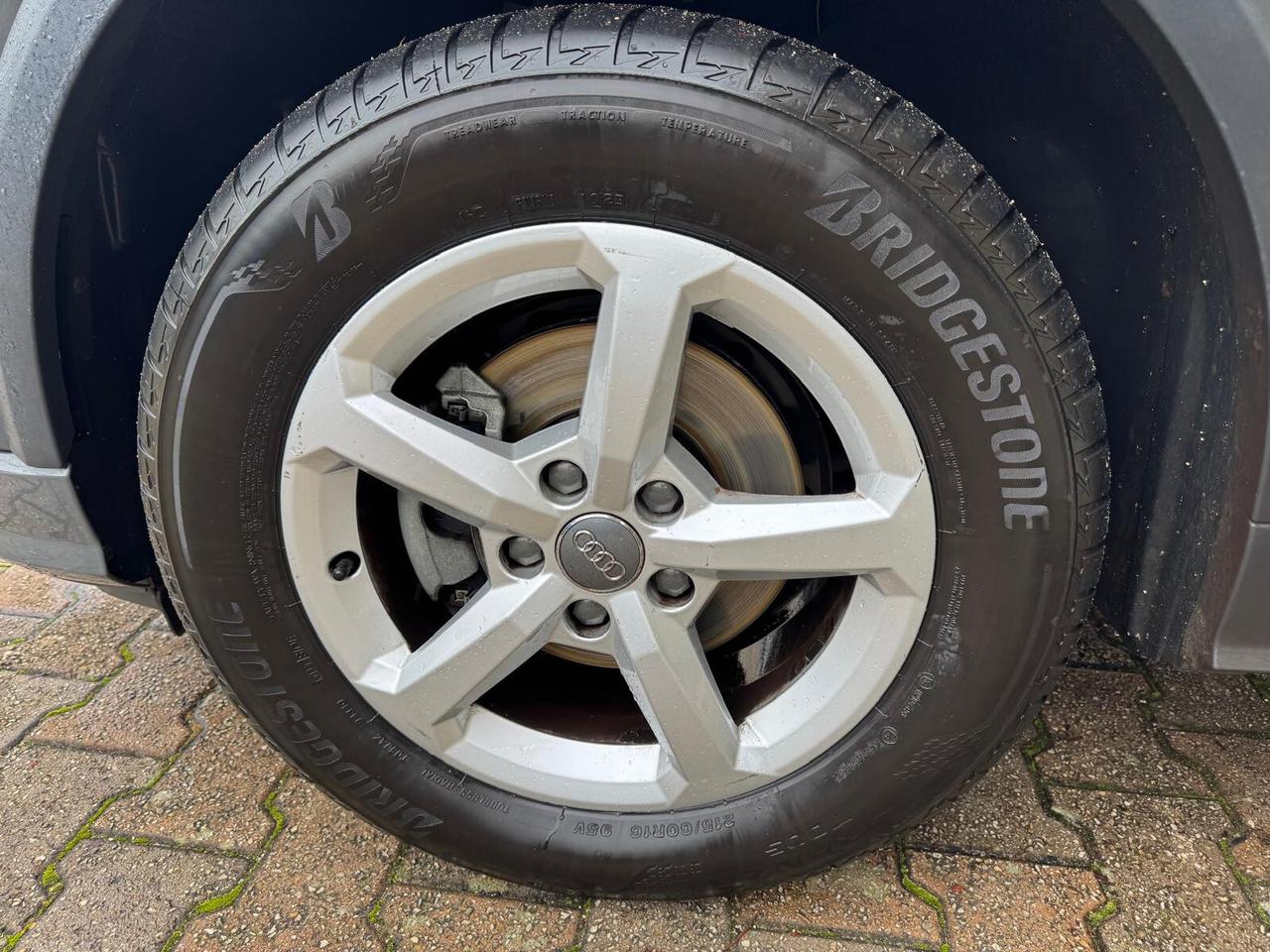 Audi Q2 35 TDI S tronic Business