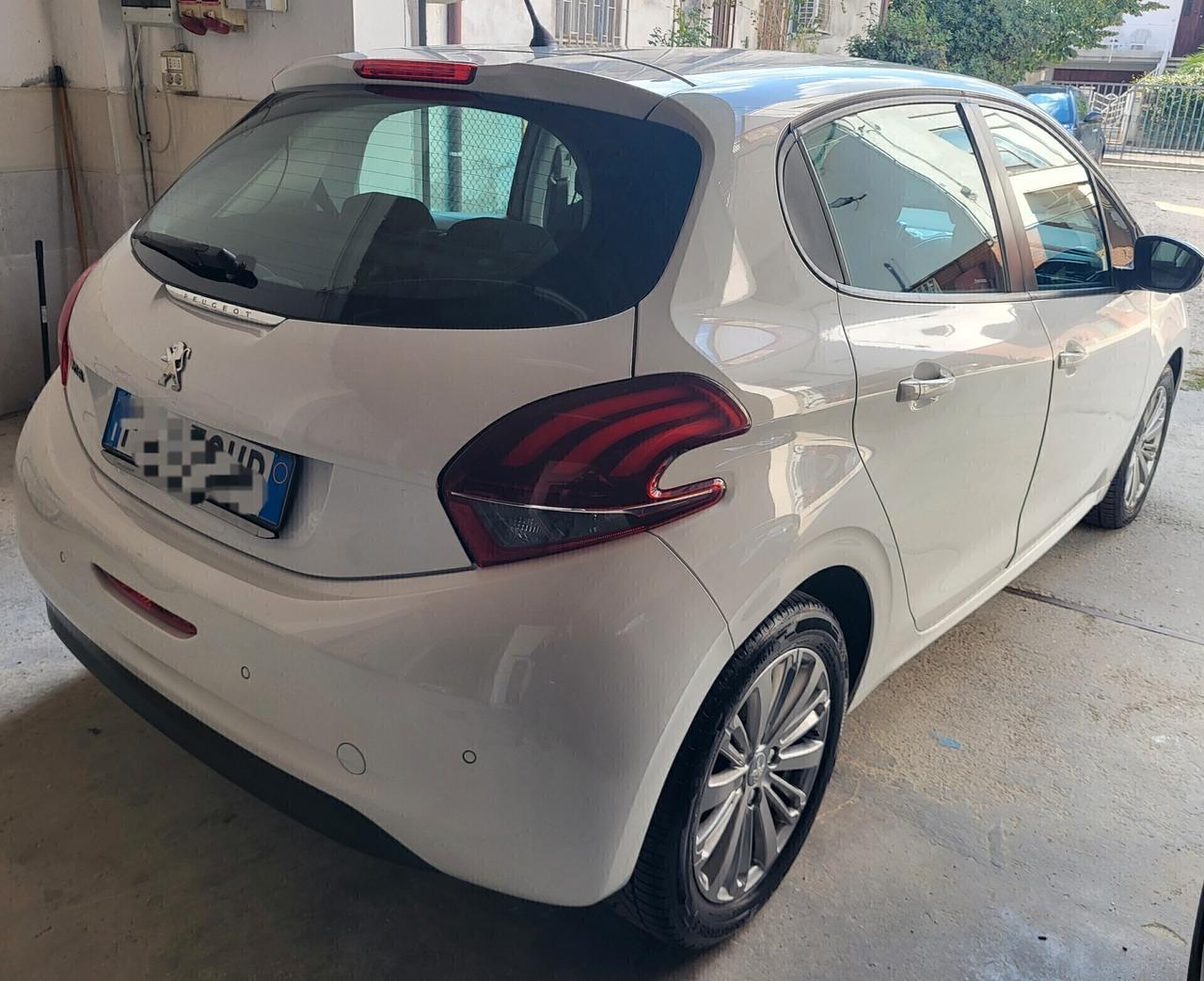 Peugeot 208 BlueHDi 75 5 porte Active