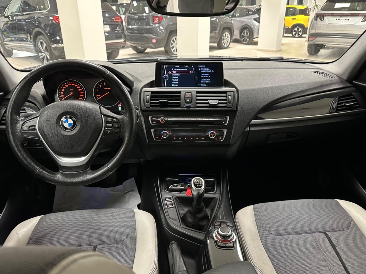 Bmw 116i 5p. Urban 170Cv benzina - 2011