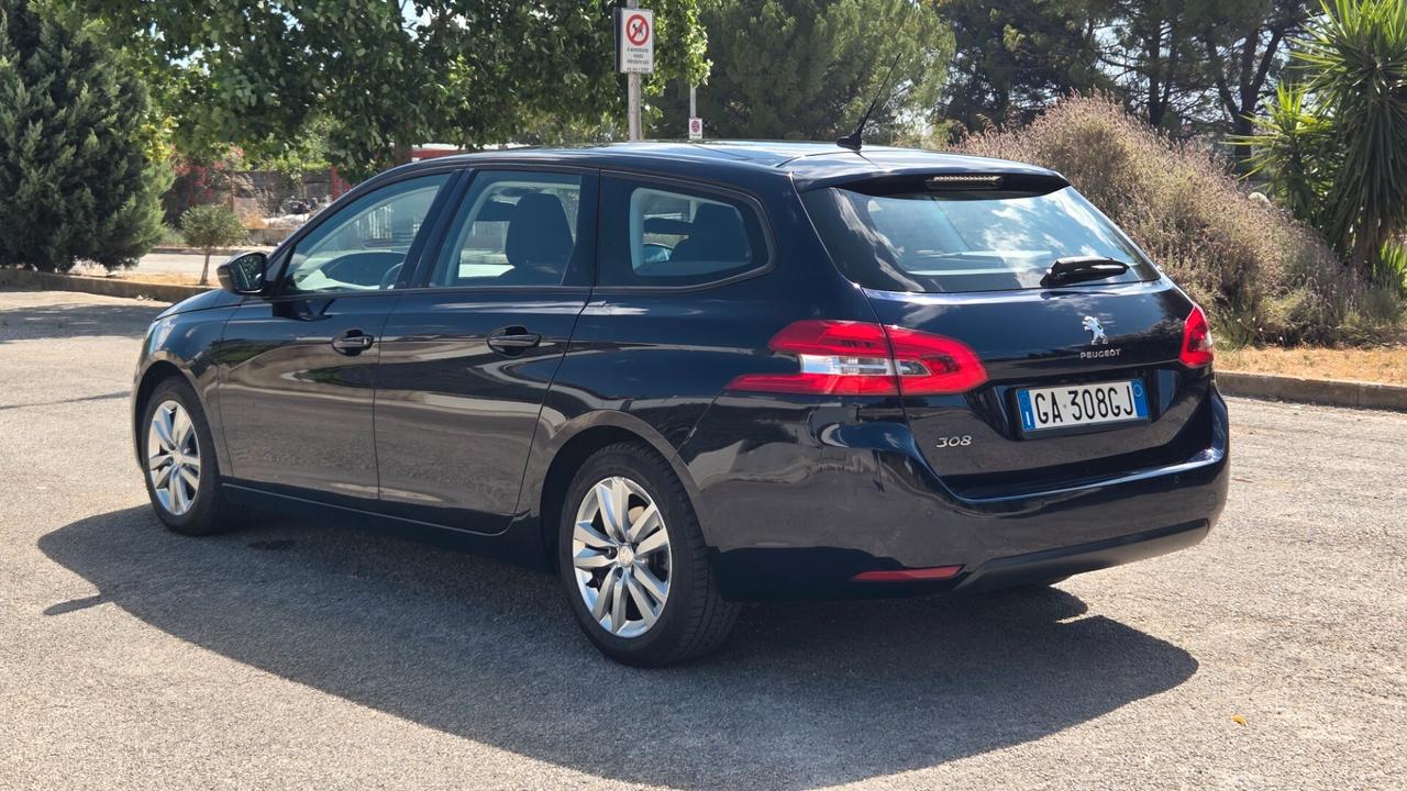 Peugeot 308 BlueHDi 130 sw Automatica Navi