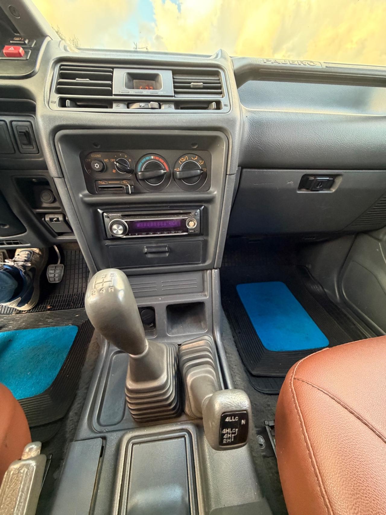 Mitsubishi Pajero 2.5 TDI Metal-top S. Select GLS