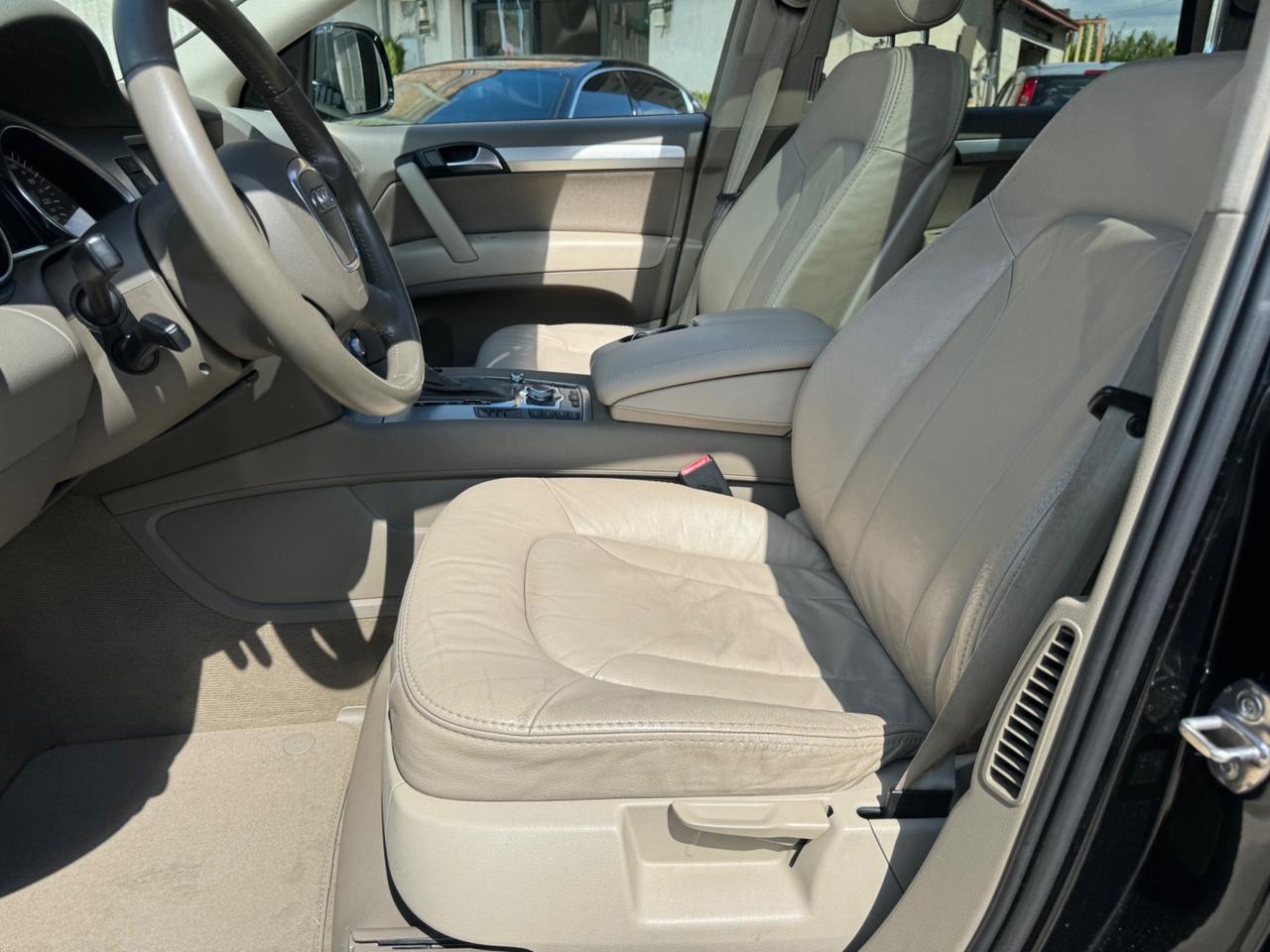 Audi Q7 3.0 V6 TDI 233CV quattro tiptronic
