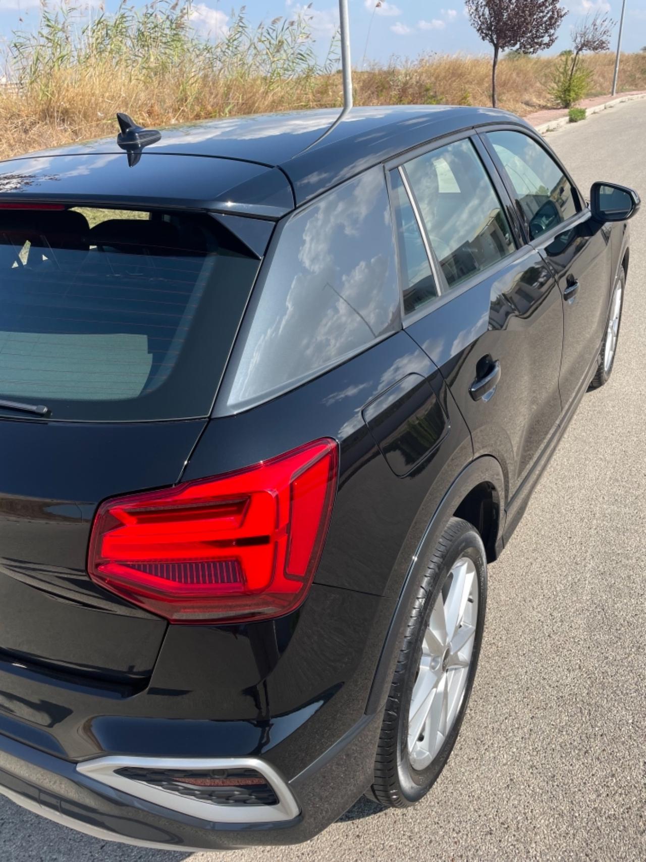 AUDI Q2 30 2.0 TDI Admired S-tronic 116 CV