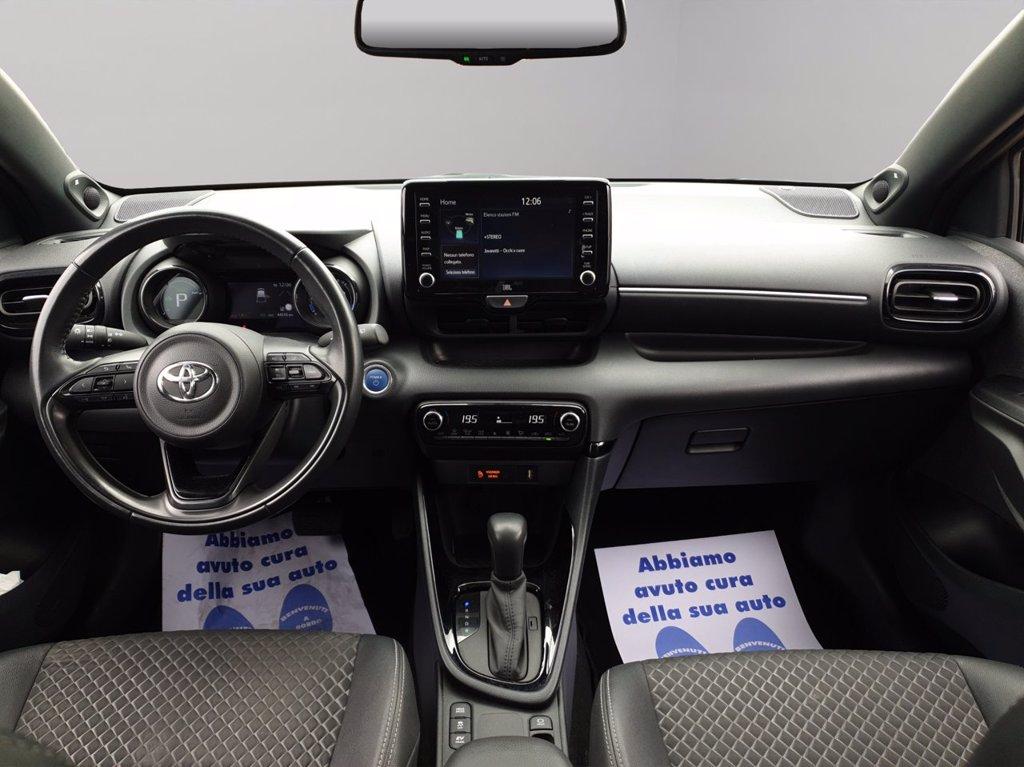 TOYOTA Yaris 1.5h style del 2021