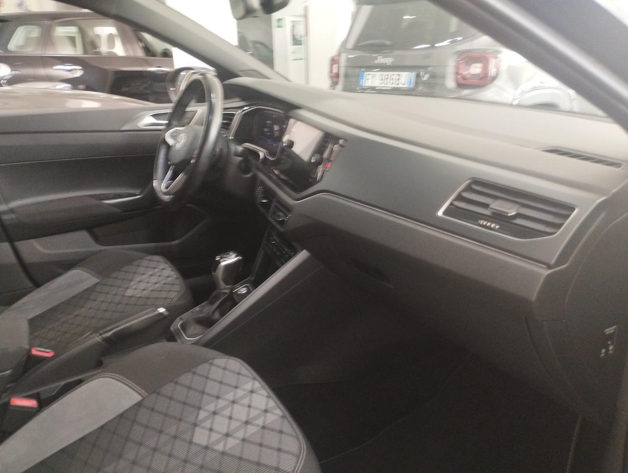 Volkswagen Taigo 1.0 TSI 110 CV DSG R-Line