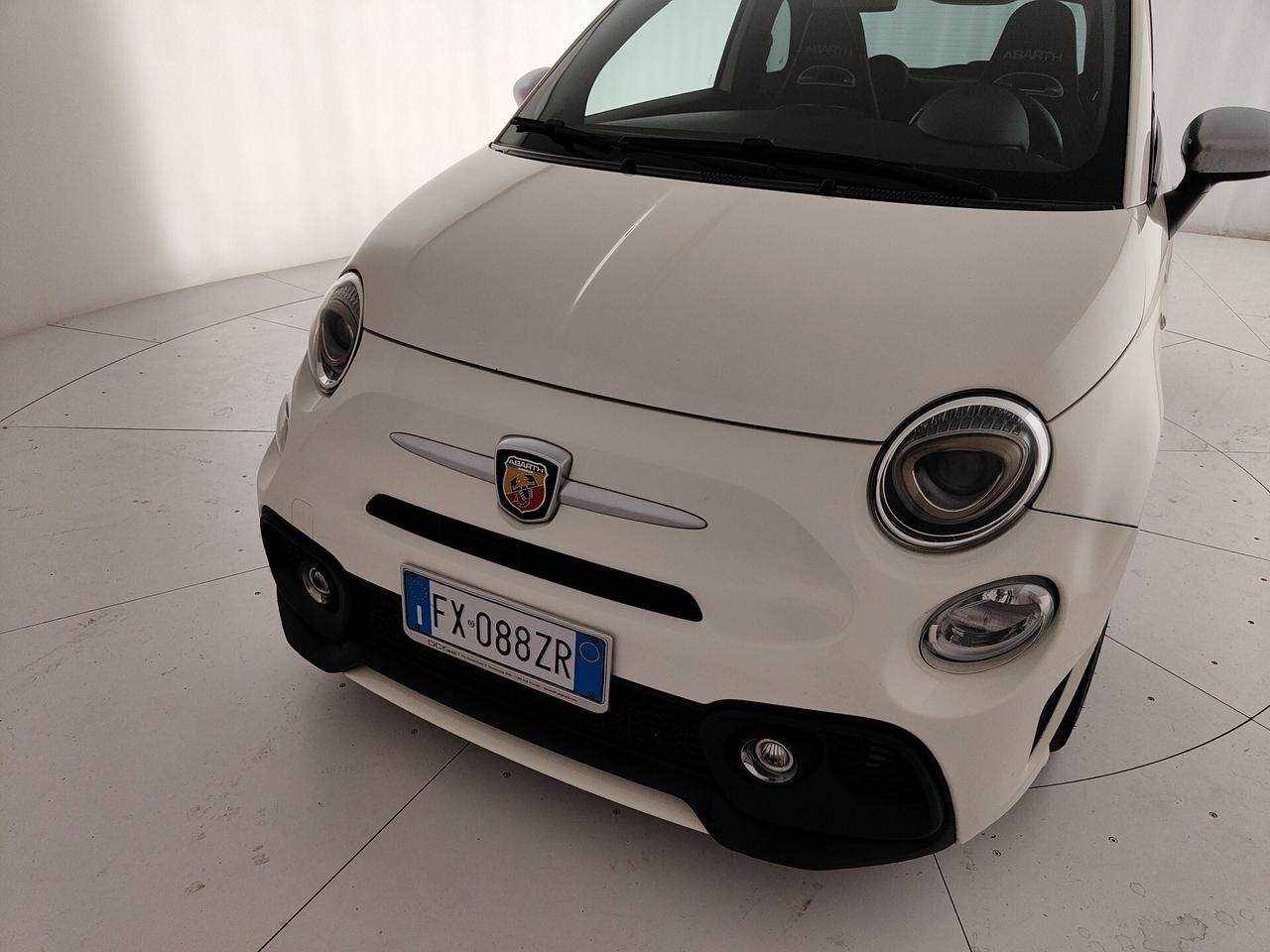 Abarth 595 1.4 Turbo T-Jet 165 CV Turismo