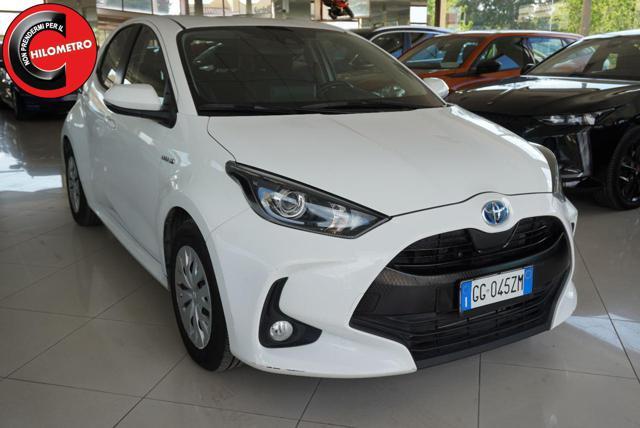 TOYOTA Yaris 1.5 Hybrid 5 porte Business