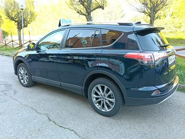 TOYOTA RAV 4 MY23 RAV4 2.5 Hybrid 4WD Lounge *tetto apribile*