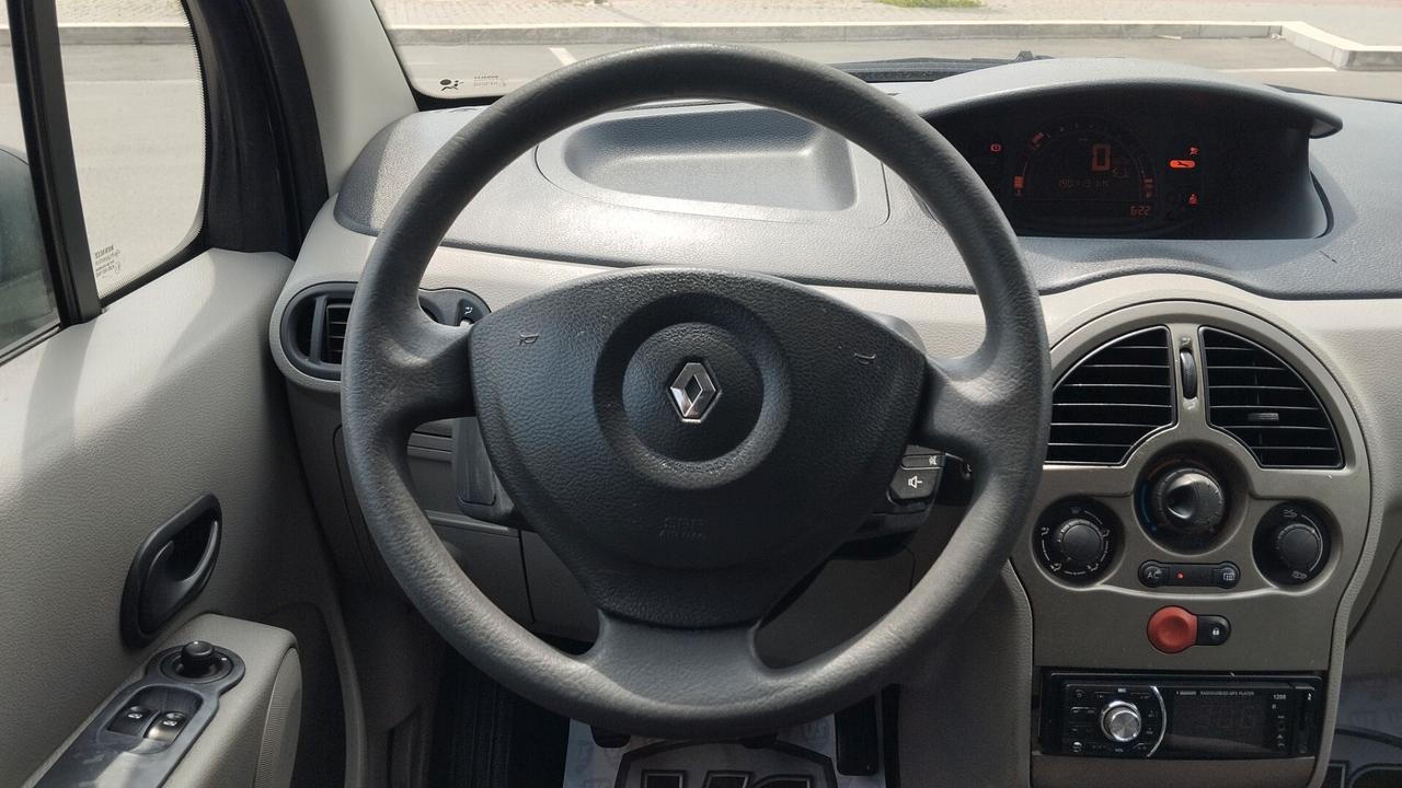 RENAULT MODUS 1.1 BENZ-2005
