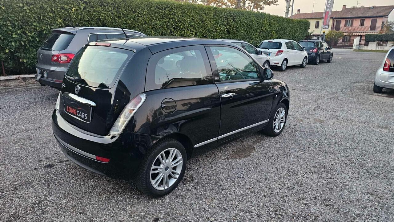 Lancia Ypsilon 1.3 MJT 75 CV Platinum Neopatentati
