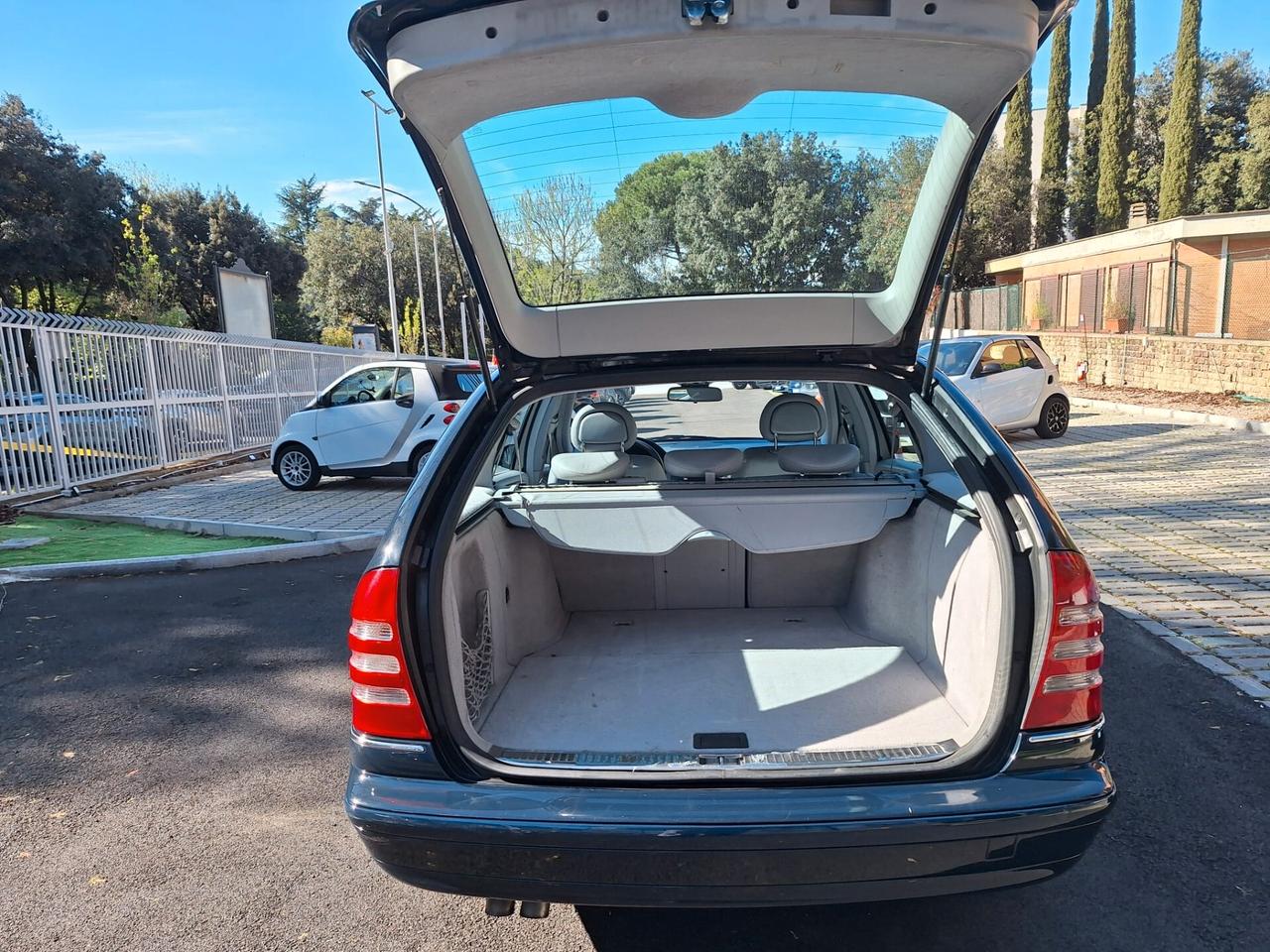 Mercedes-benz C 270 200 CDI cat Avantgarde