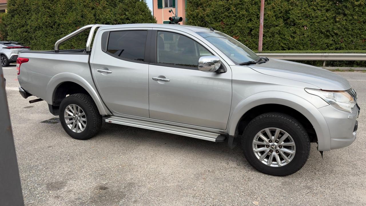 Mitsubishi L200 2.5 DI-D/178CV DC Intense Plus DPF