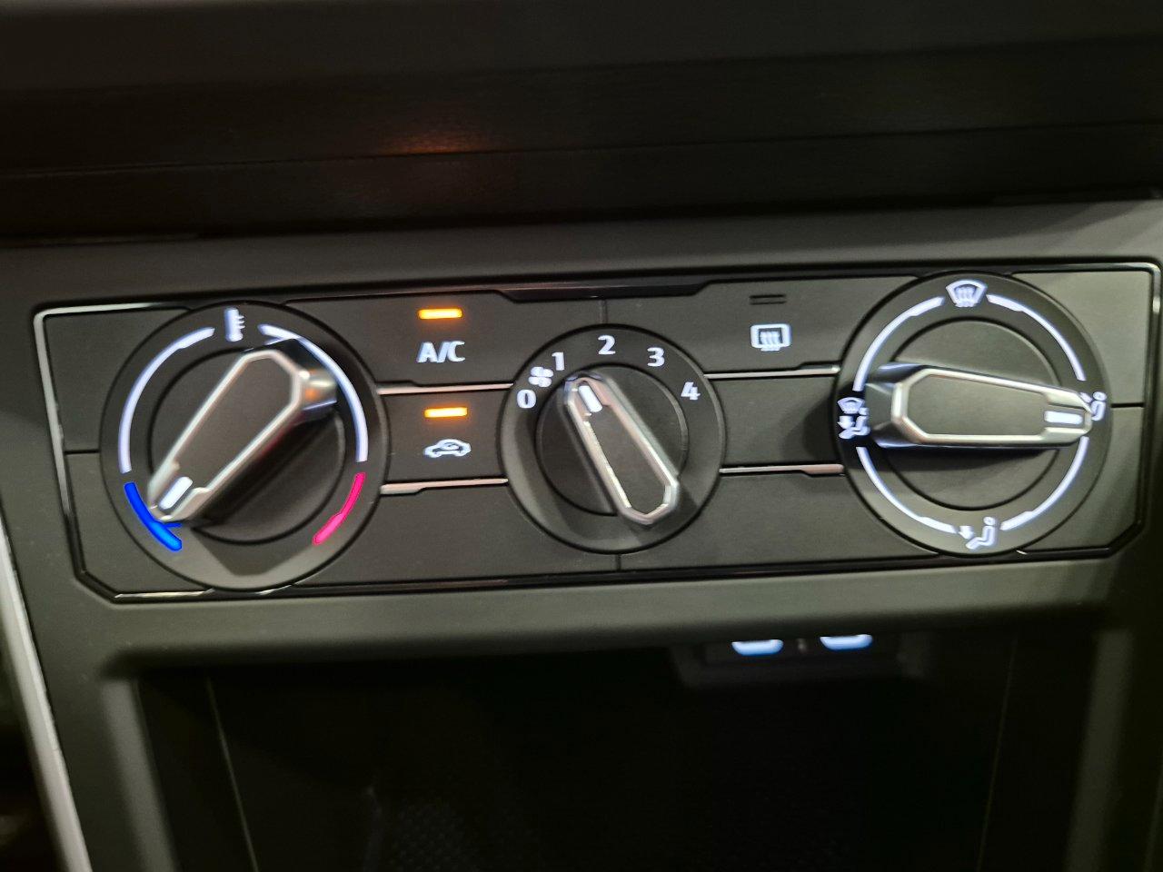 Volkswagen Taigo 1.0 tsi Life 115cv - NEOPATENTATI - Carplay - Cruise/Lim - Sens. Park.