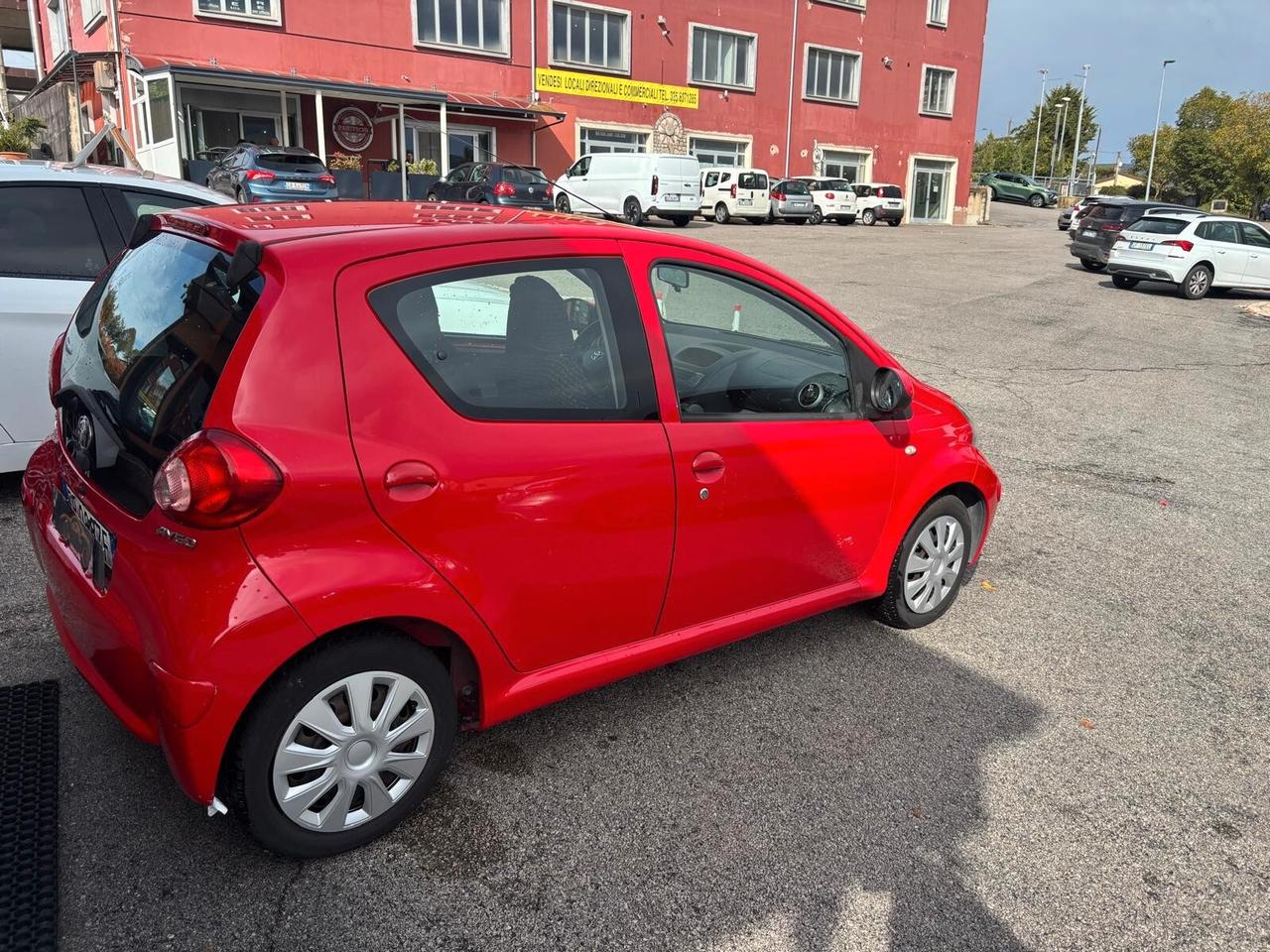Toyota Aygo 1.0 12V VVT-i 5 porte