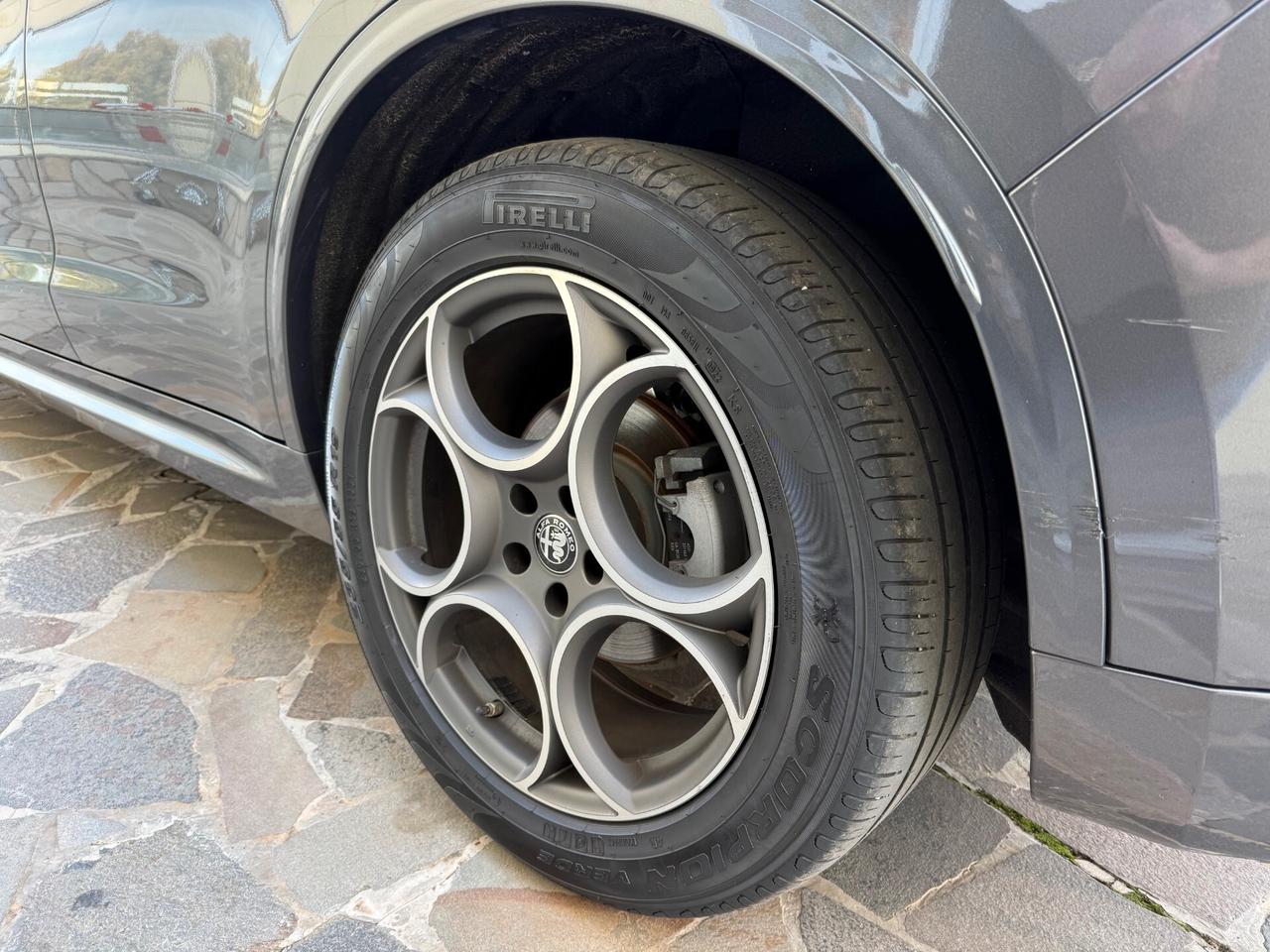 Alfa Romeo Stelvio 2.2 Turbodiesel 210 CV AT8 Q4 Veloce Tì