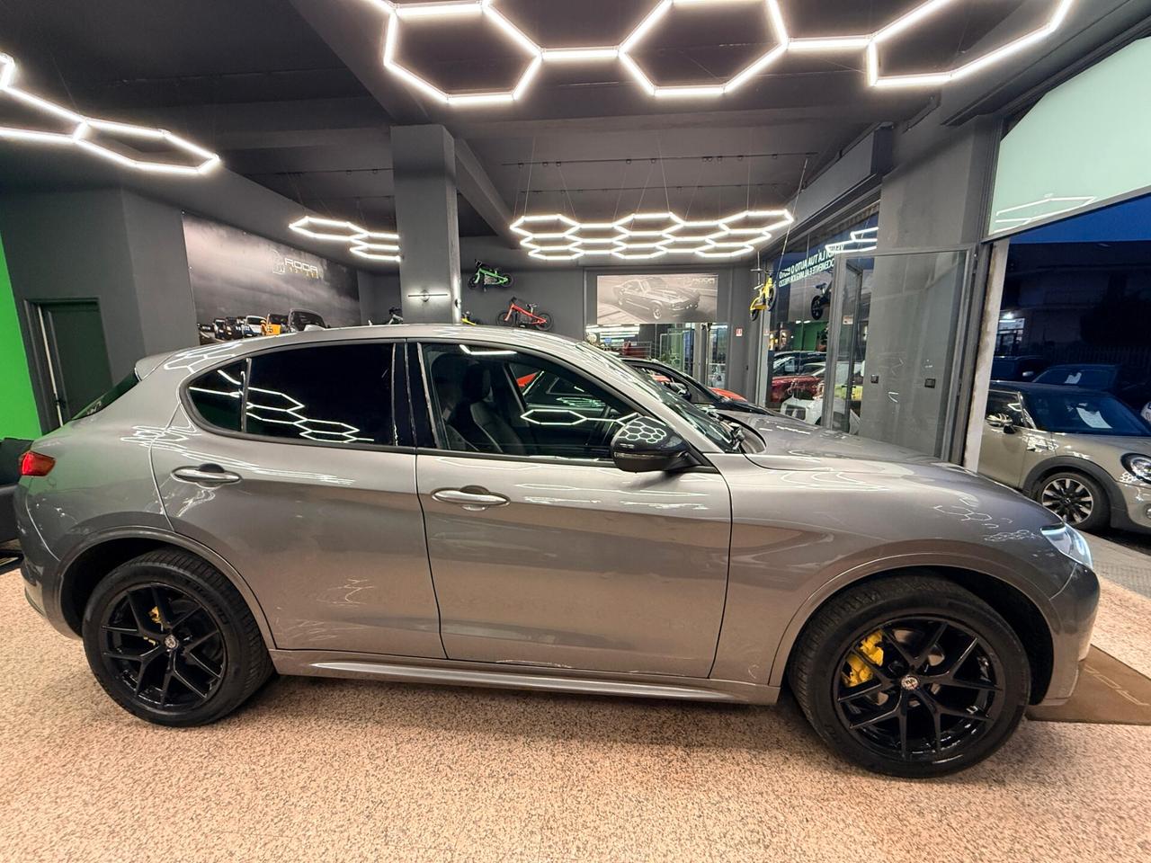Alfa Romeo Stelvio 2.2 Turbodiesel 190 CV AT8 Q4 Sprint