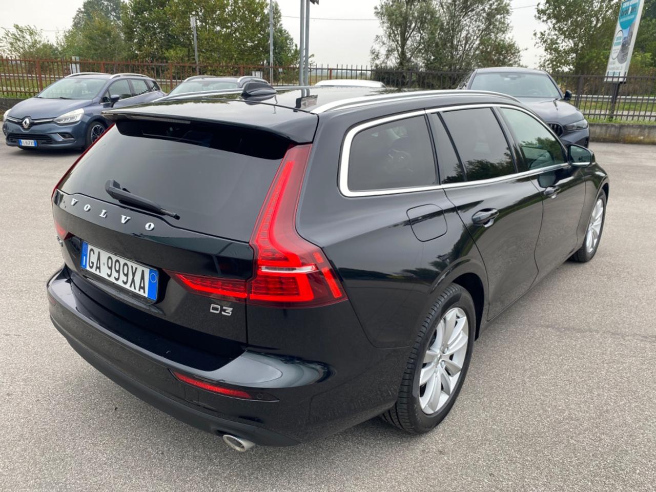 Volvo V60 D3 Automatica Fari Full Led Pelle Garantita