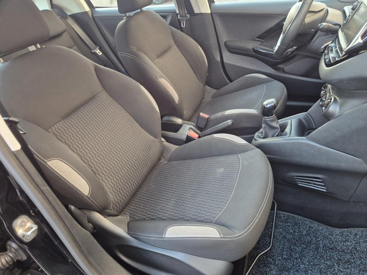 Peugeot 208 PureTech 82 5 porte Active