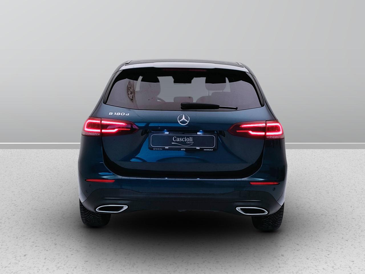 Mercedes-Benz Classe B - W247 2018 - B 180 d Sport Plus auto