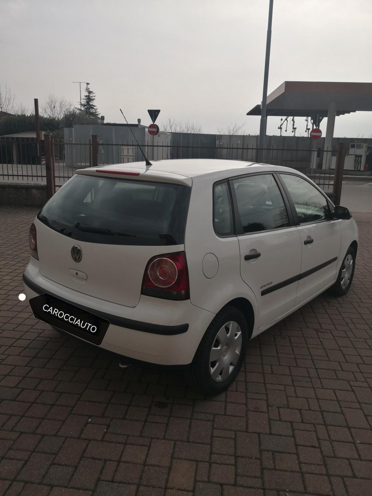 Volkswagen Polo 1. 2 benzina neopatentati