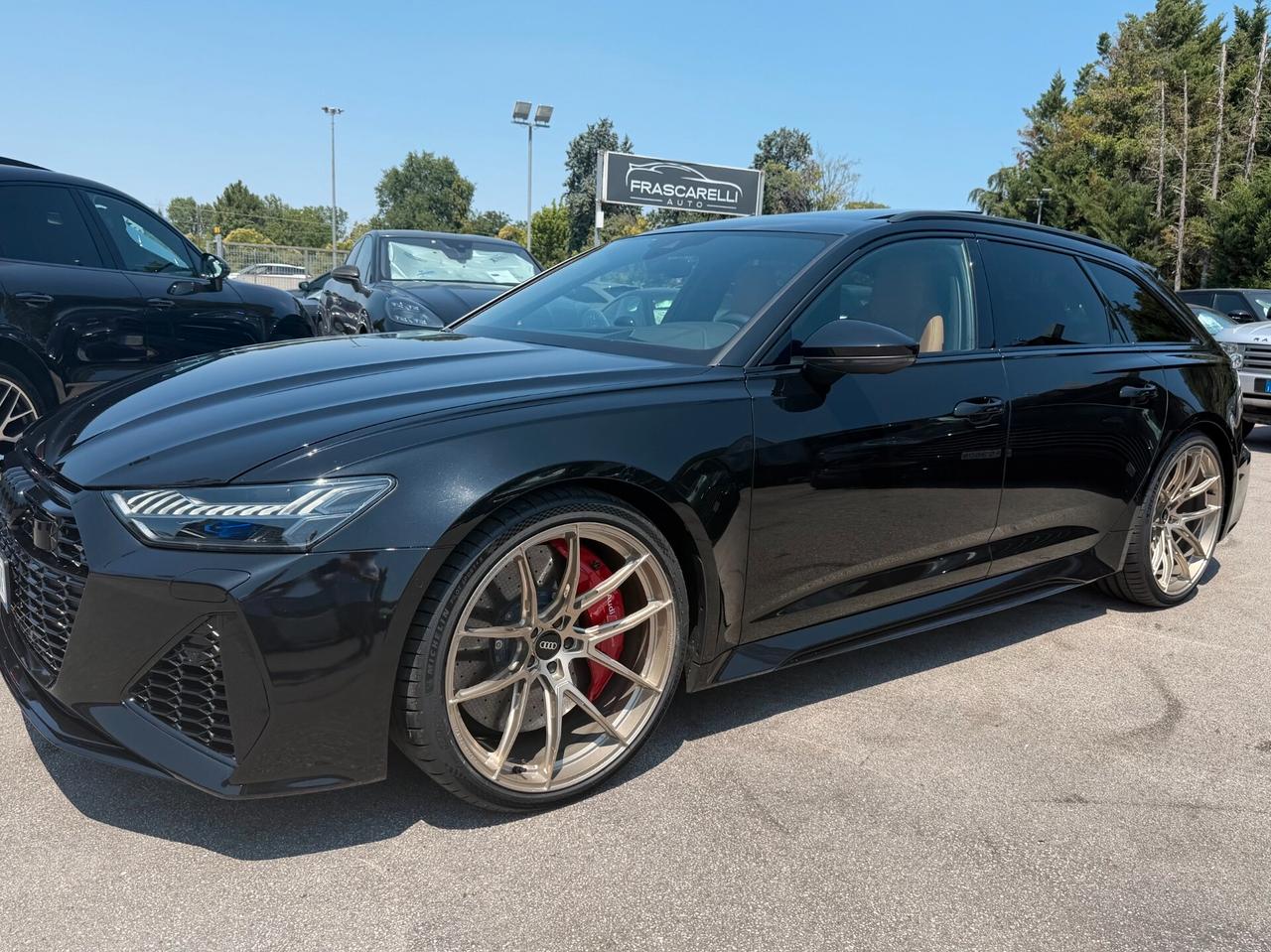 Audi RS6 Avant /carboceramici/tetto/4stz/pelle cuoio/scarico/head/strafull
