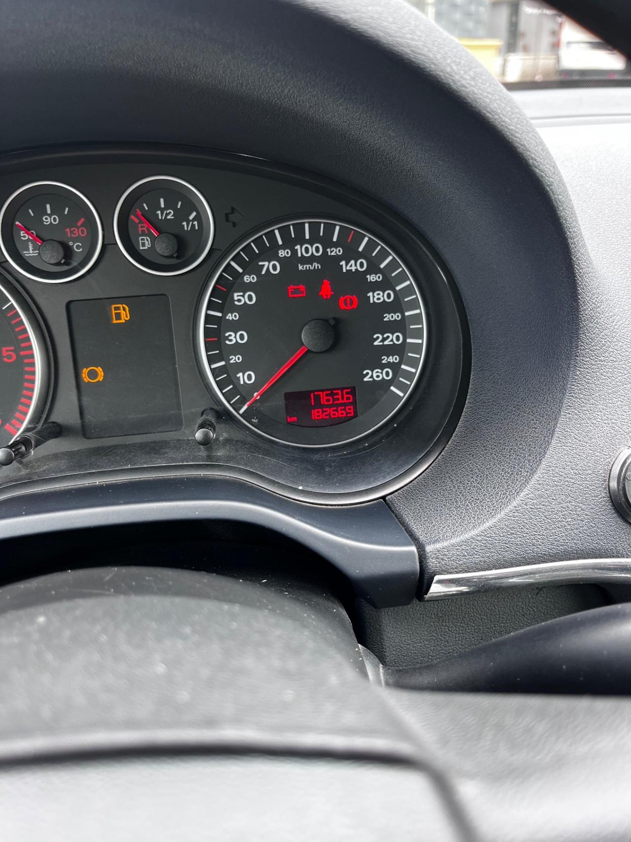 Audi A3 2.0 tdi 140cv Sportback 180.000km