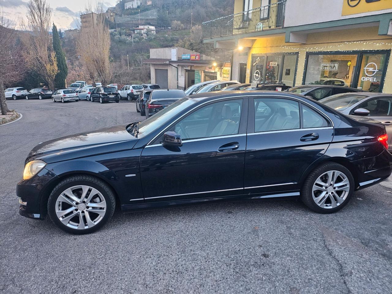 Mercedes-benz C 220 CDI BlueEFFICIENCY Elegance