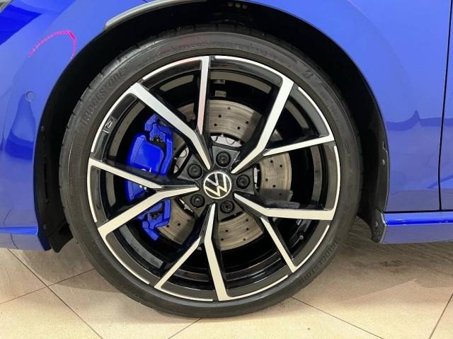 Volkswagen Golf R 2.0TSI 320cv - R Performance - Akrapovic-Matrix