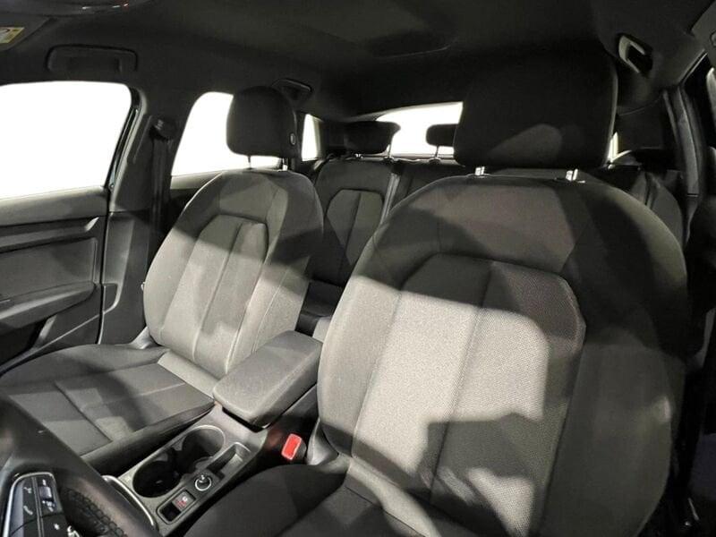 Audi A3 Sportback 30 g-tron 130 CV Automatica S tronic Business Advanced