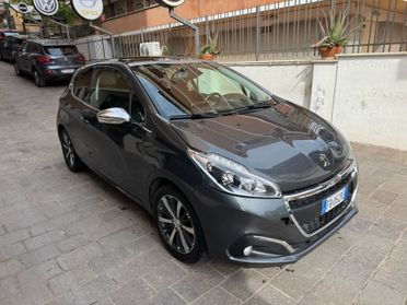 PEUGEOT 208 PureTech 82 3 porte Allure