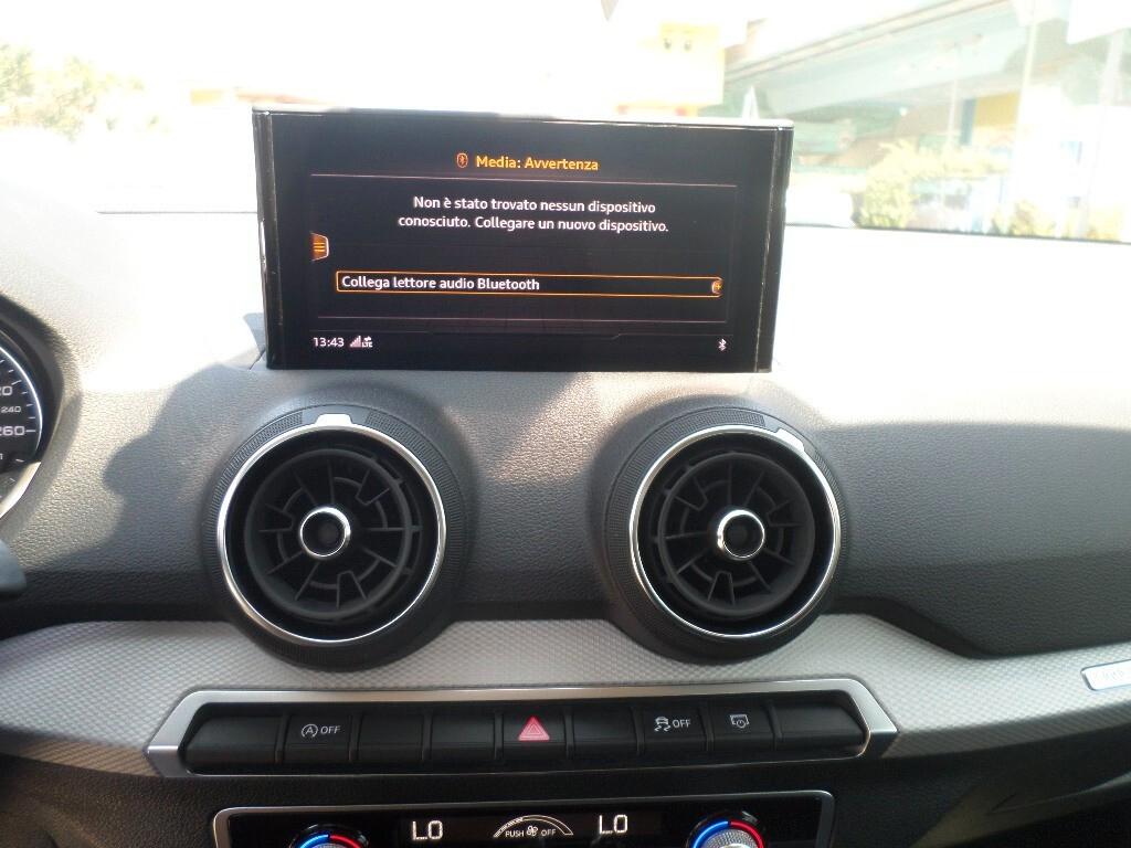 Audi Q2 35 TFSI S tronic Business