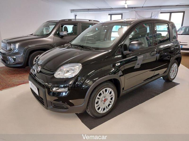 FIAT Panda 1.0 FireFly Hybrid con Radio BT