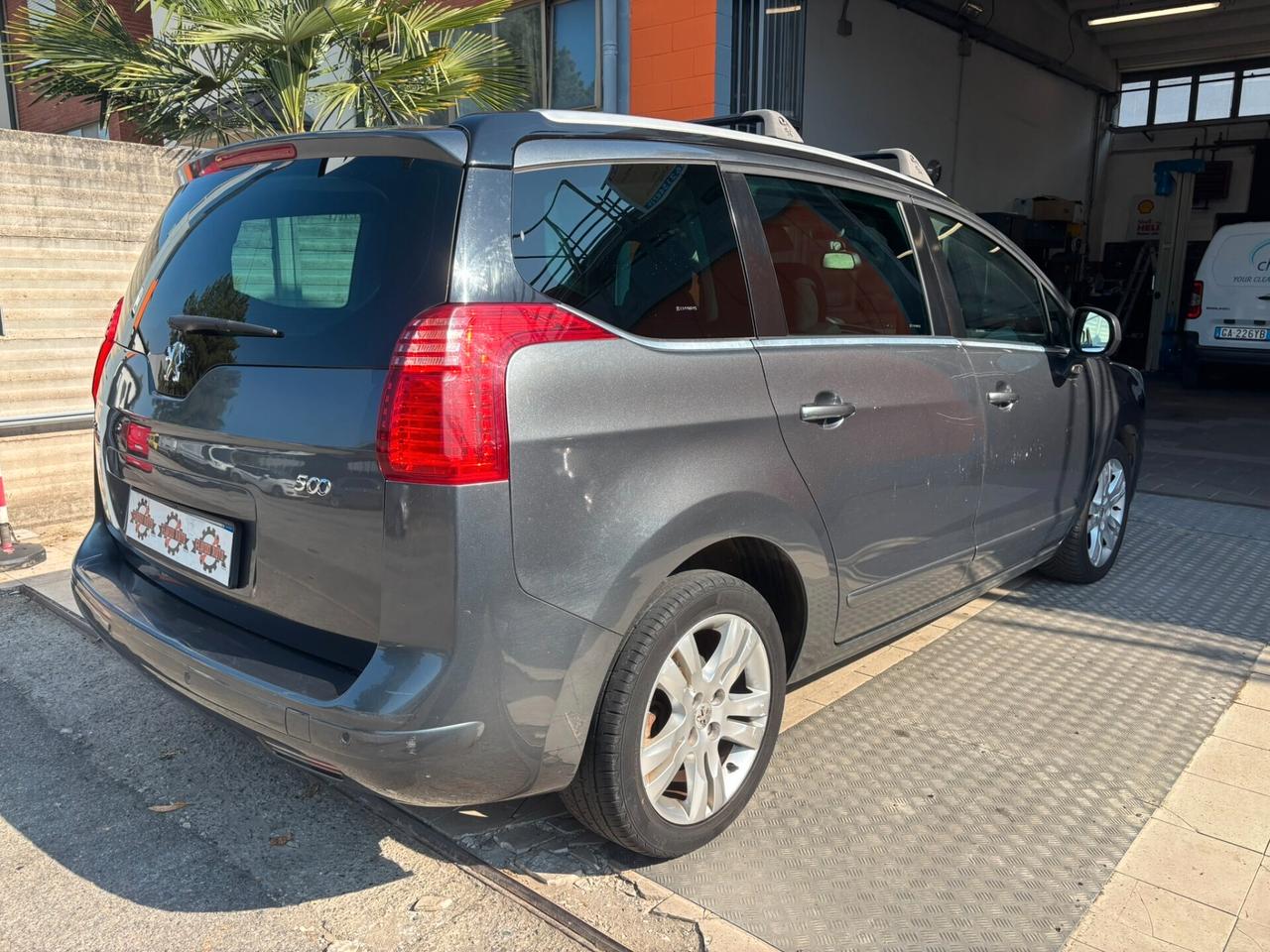 Peugeot 5008 1.6 HDi 112CV Allure